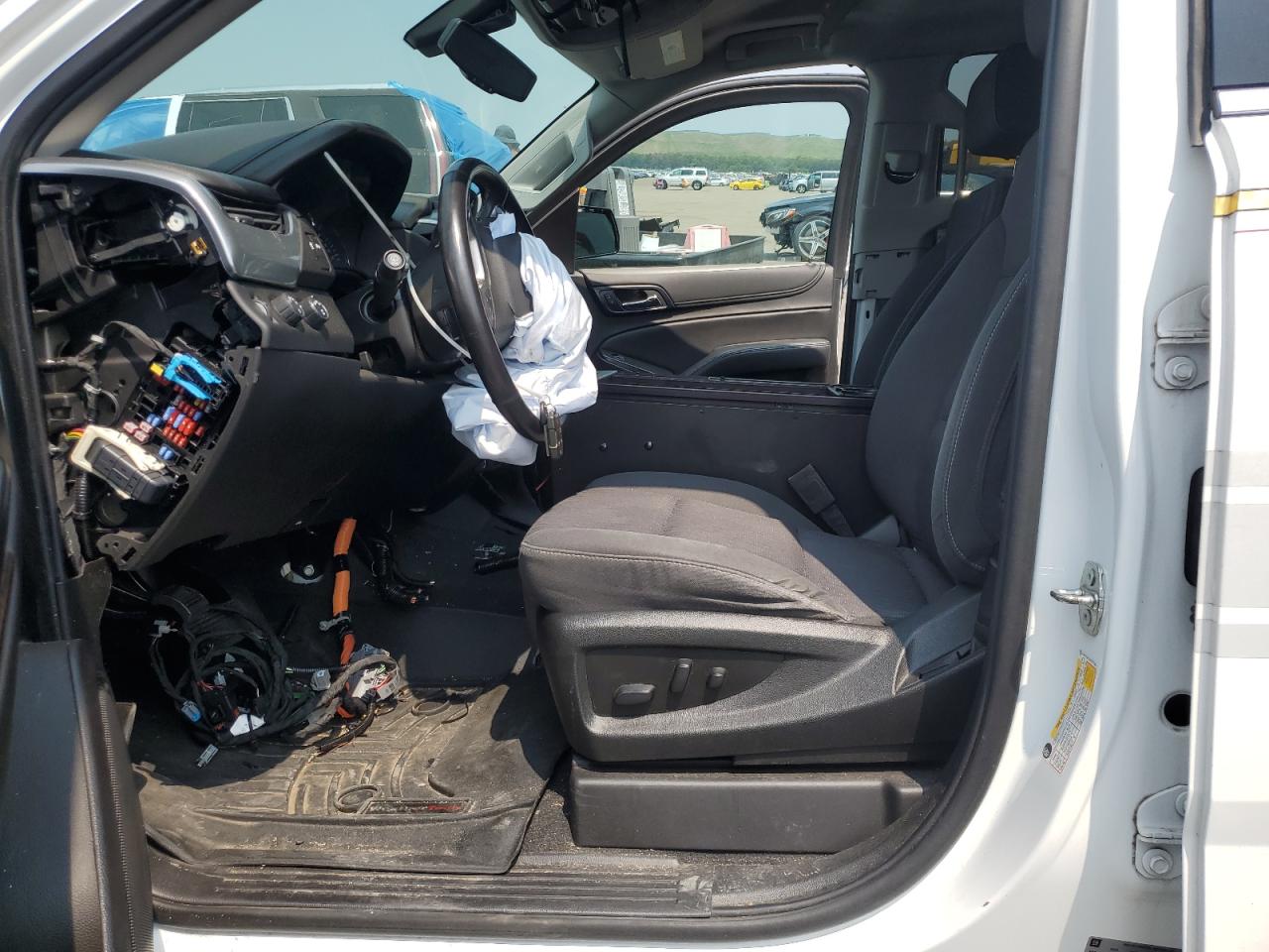 2020 Chevrolet Suburban K1500 Ls VIN: 1GNSKGKC4LR297588 Lot: 59858425