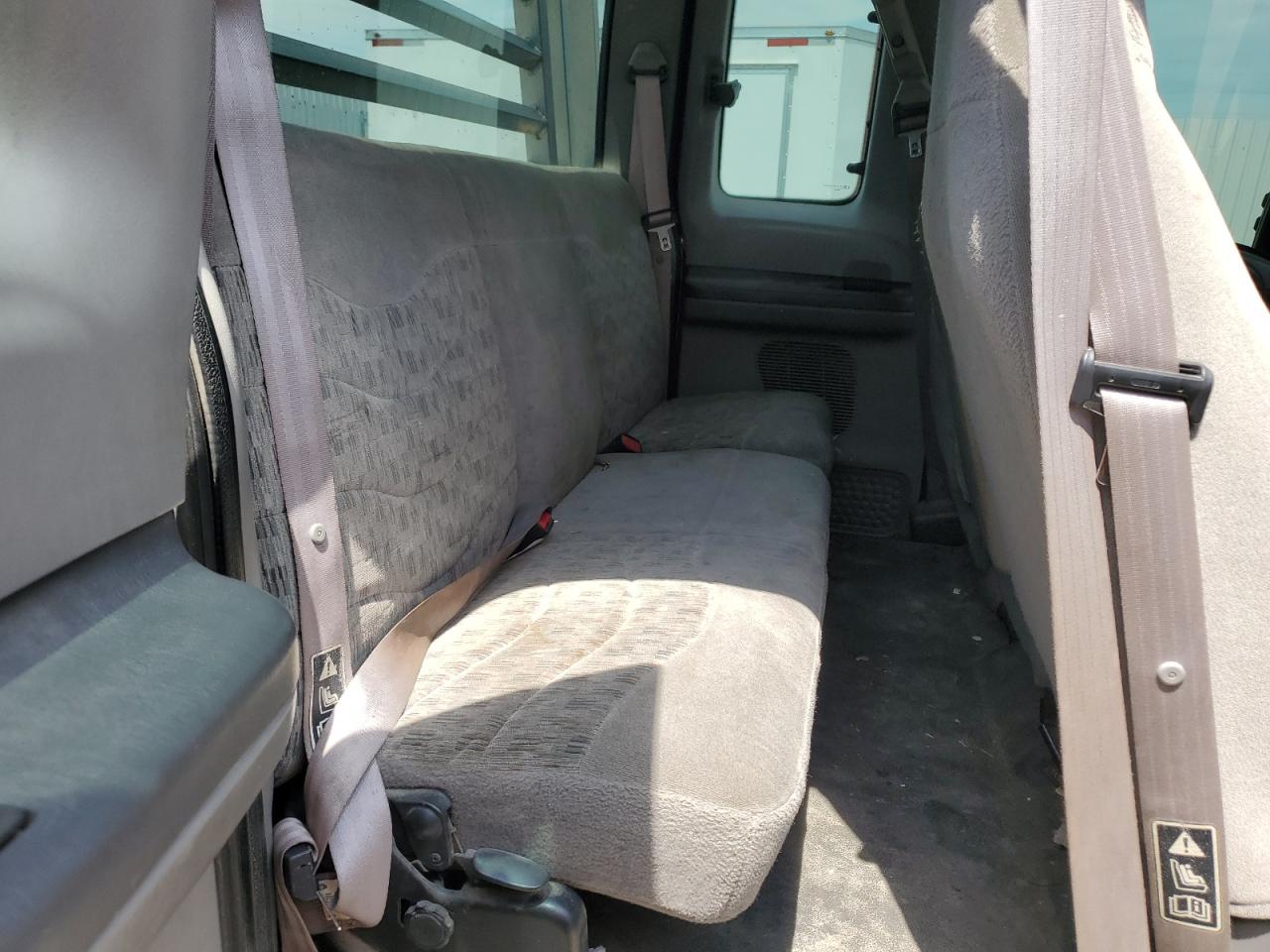 2000 Ford F350 Super Duty VIN: 1FTWX33F2YED35363 Lot: 60275445