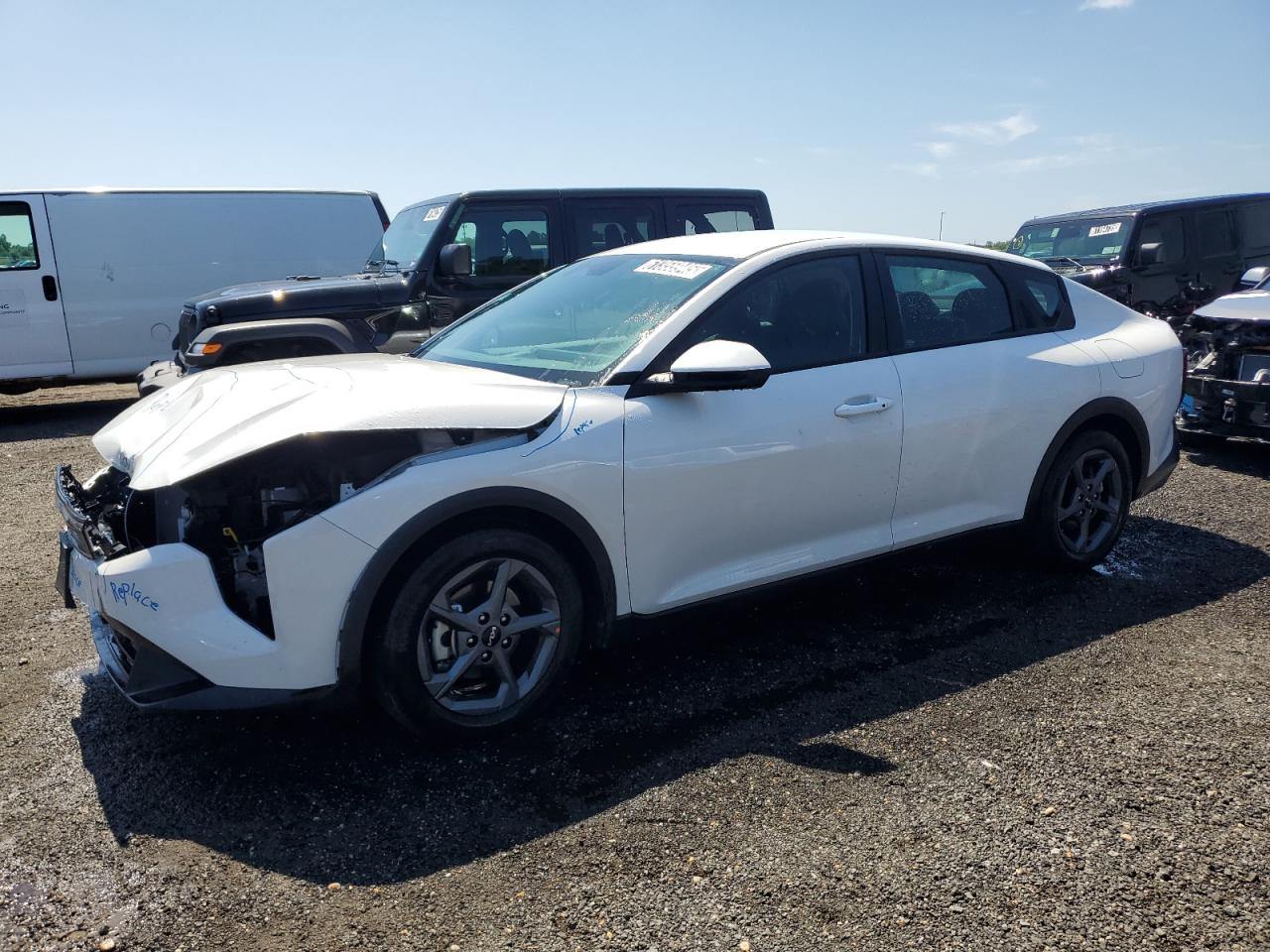 KIA K4 LX 2025 3KPFT4DE1SE099095