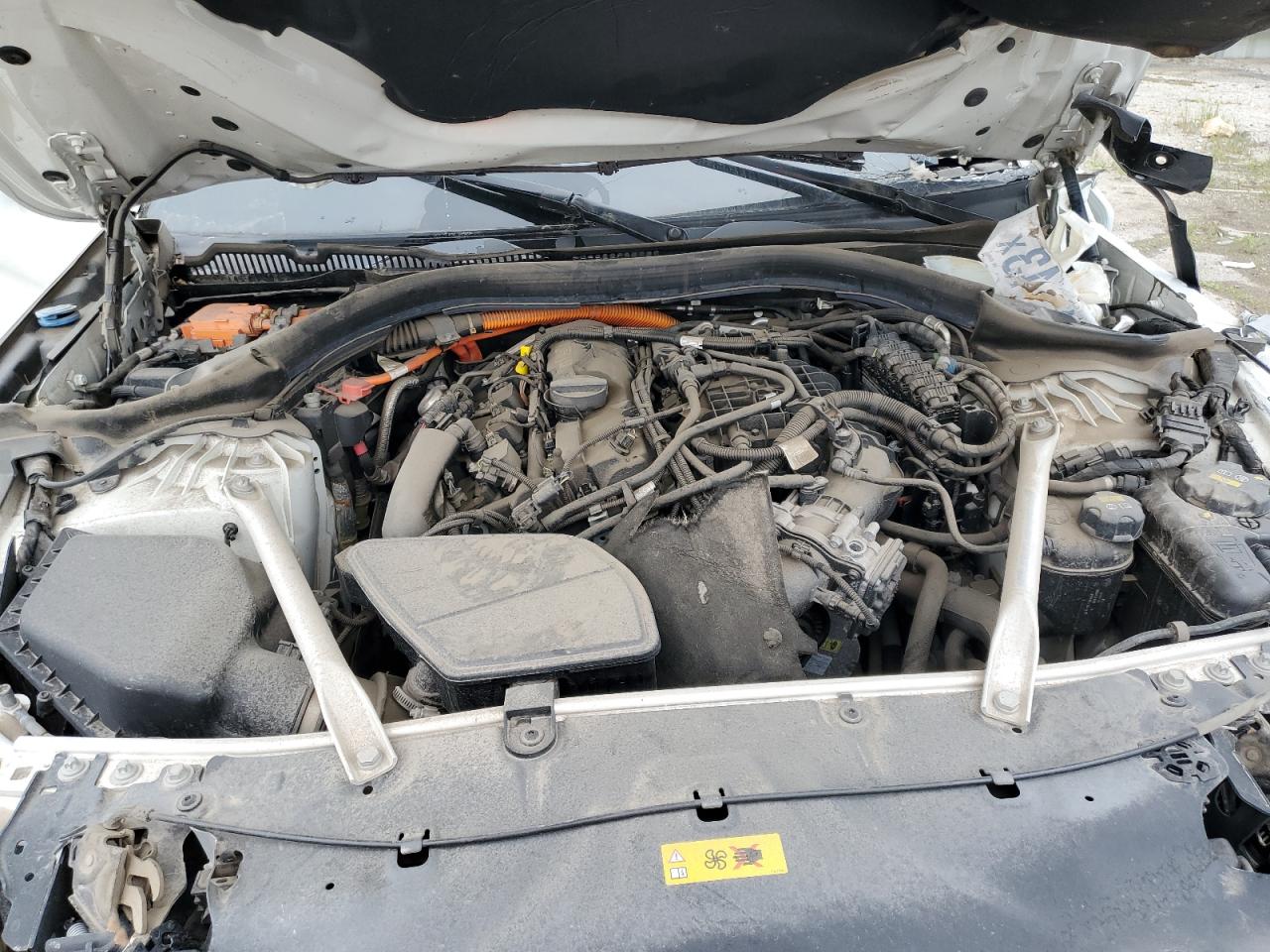 WBAJB1C07LCD44282 2020 BMW 530Xe