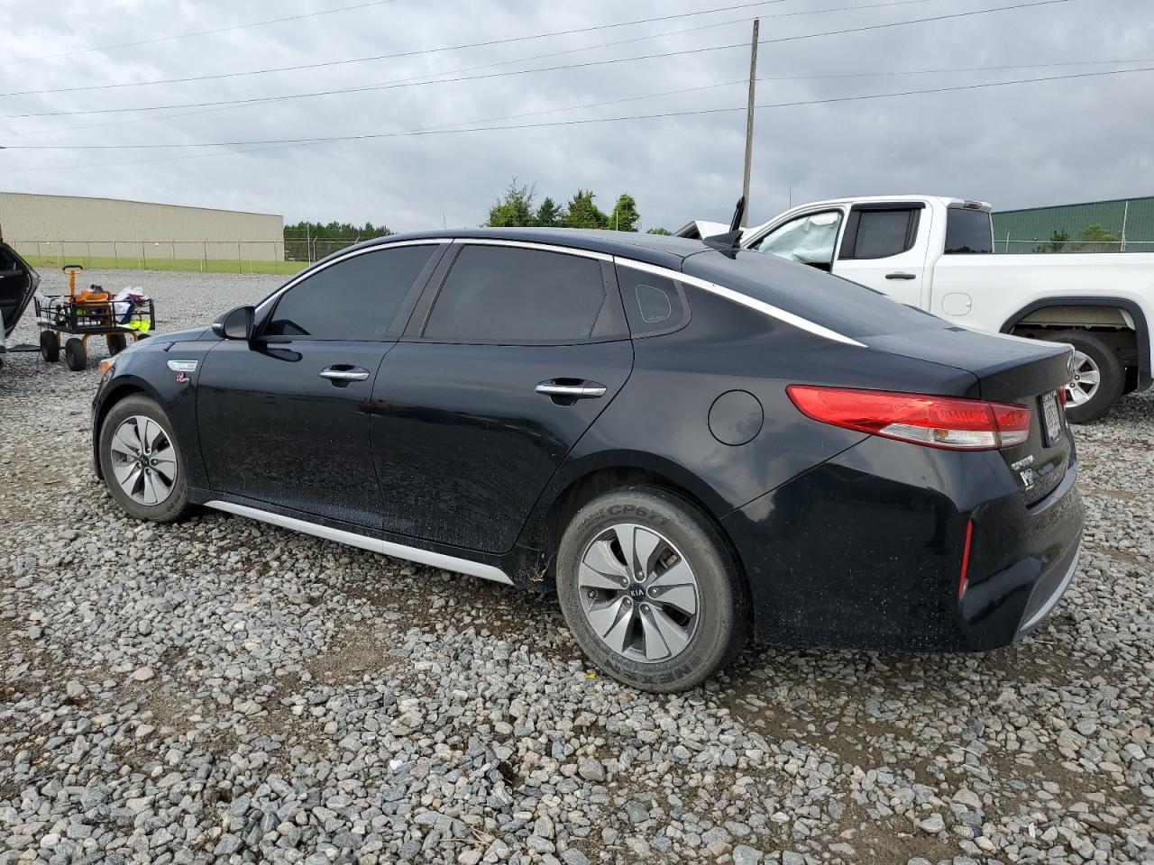 2018 Kia Optima Hybrid VIN: KNAGT4LE3J5021110 Lot: 60105375