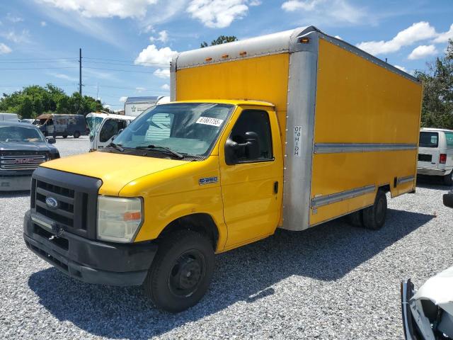 2012 Ford Econoline E350 Super Duty Cutaway Van  