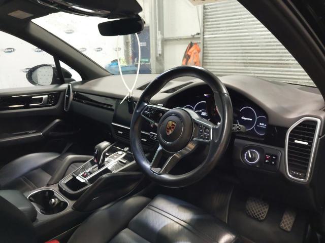 2019 PORSCHE CAYENNE V6