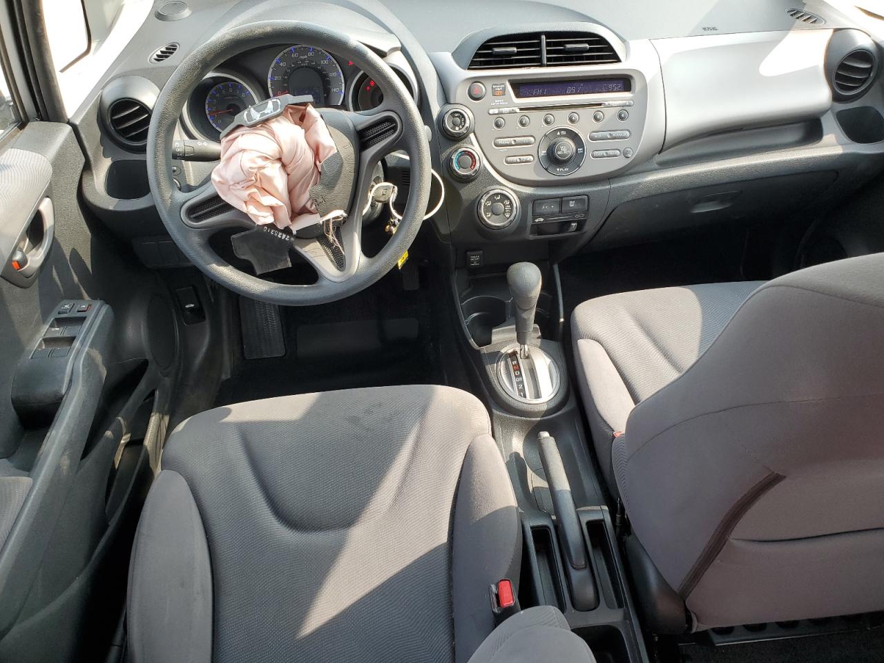 2010 Honda Fit VIN: JHMGE8H2XAC030884 Lot: 59412475