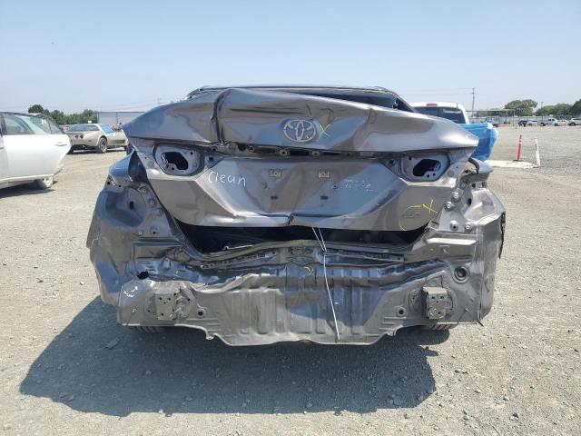  TOYOTA CAMRY 2018 Серый