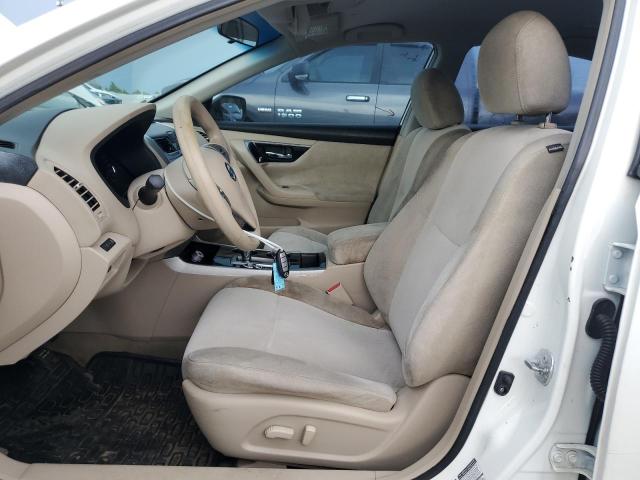 Sedans NISSAN ALTIMA 2013 Biały