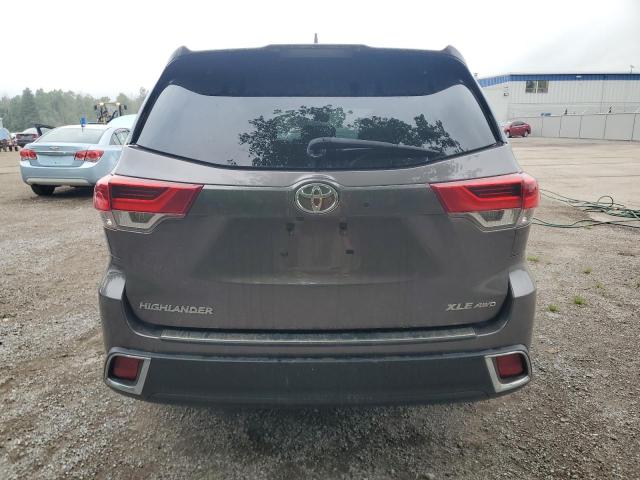 2019 TOYOTA HIGHLANDER SE  
