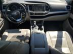 2016 Toyota Highlander Le   for Sale in Portland, OR - Side