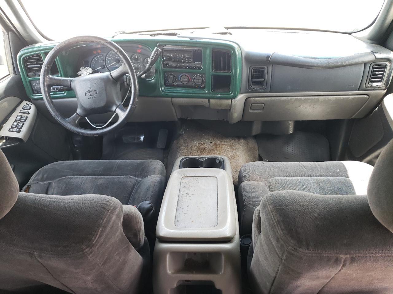 2002 Chevrolet Tahoe C1500 VIN: 1GNEC13V82J201885 Lot: 61088785