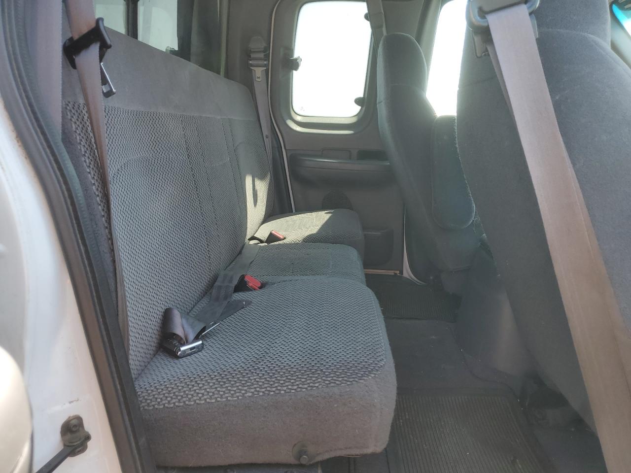 1999 Ford F150 VIN: 1FTRX17W4XKA52393 Lot: 59917955