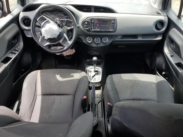 TOYOTA YARIS 2017 Srebrny