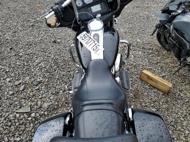 2019 HARLEY-DAVIDSON FLHX   