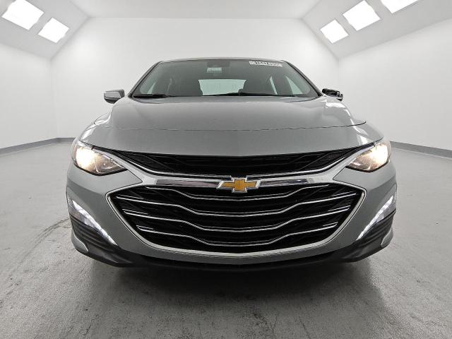  CHEVROLET MALIBU 2024 Szary