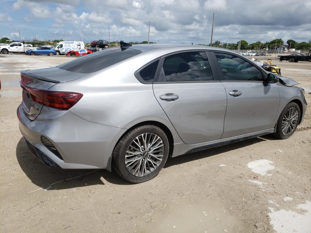 KIA FORTE 2024 VIN 3KPF54ADXRE703422 photo 3