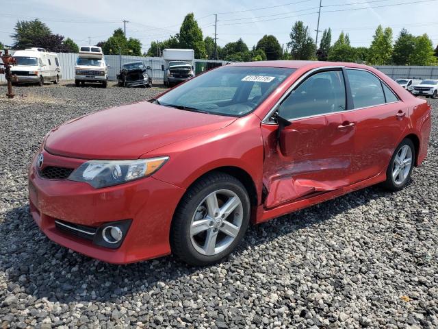 TOYOTA CAMRY 2012 Червоний
