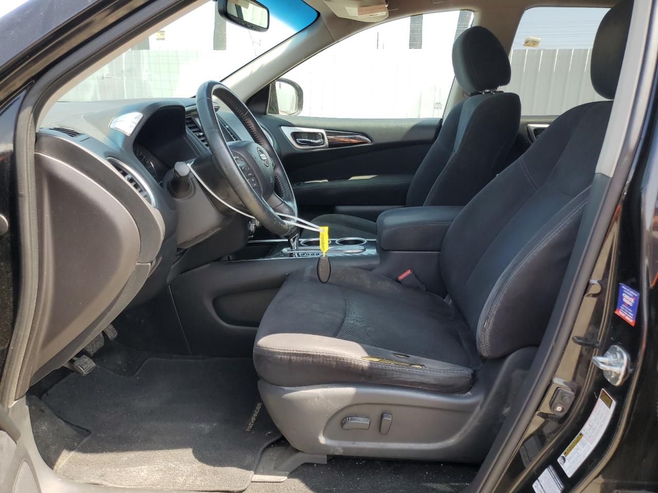 2015 Nissan Pathfinder S VIN: 5N1AR2MN8FC698341 Lot: 62870365