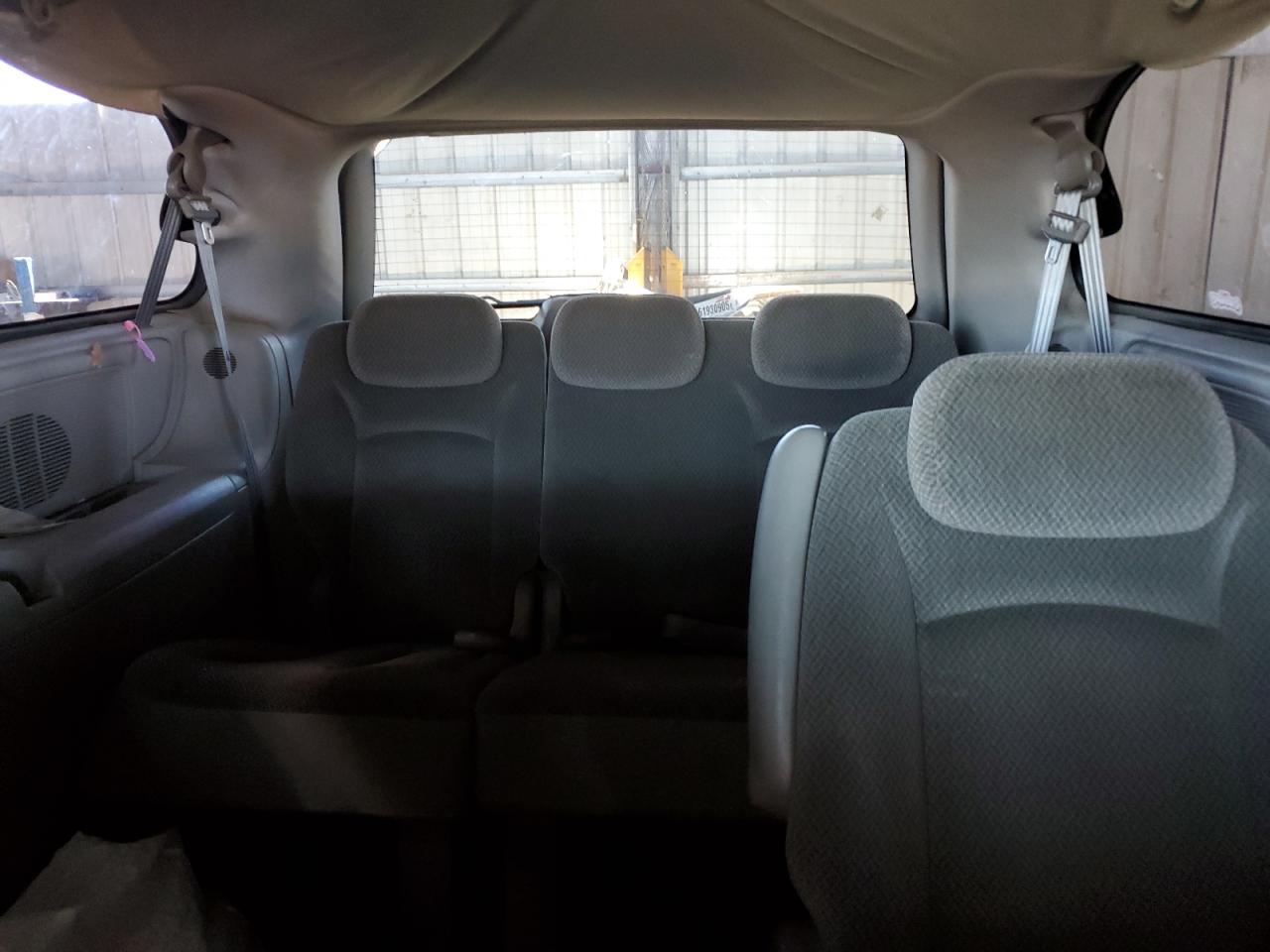 2005 Chrysler Town & Country Lx VIN: 2C4GP44R55R268081 Lot: 61159725