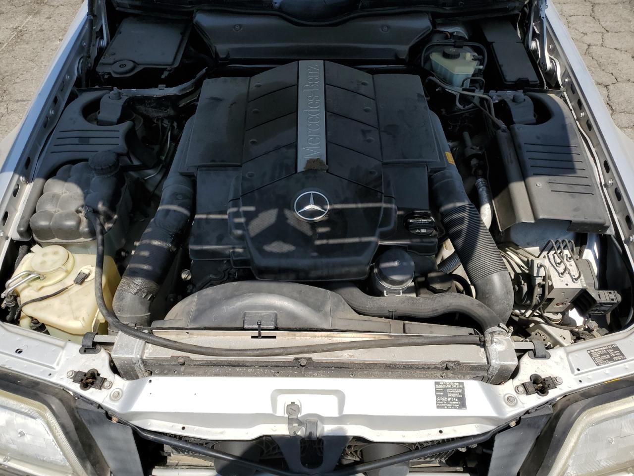 2000 Mercedes-Benz Sl 500 VIN: WDBFA68F3YF189656 Lot: 62521405