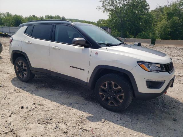  JEEP COMPASS 2017 Белы