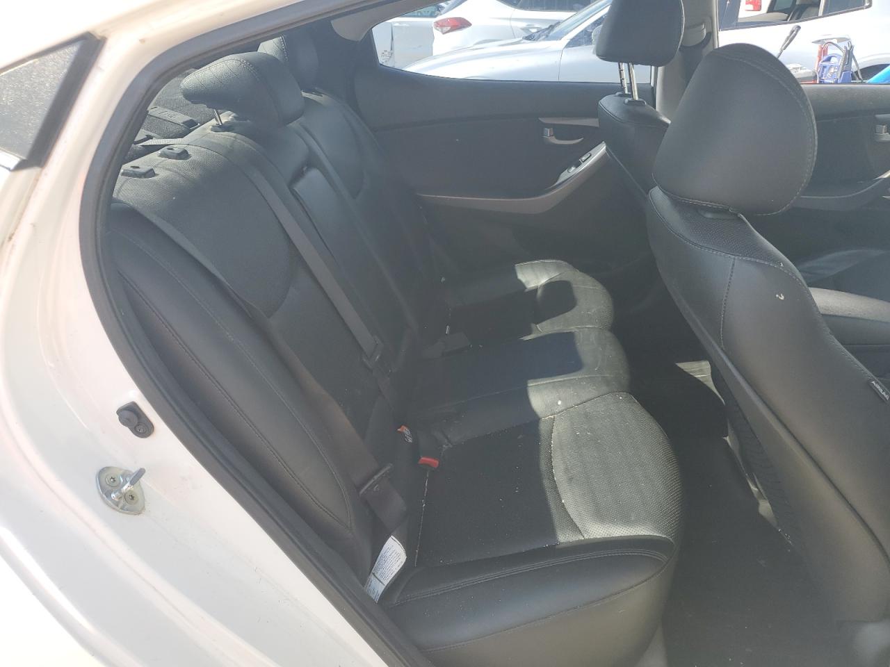 2014 Hyundai Elantra Se VIN: 5NPDH4AE2EH489216 Lot: 60041835