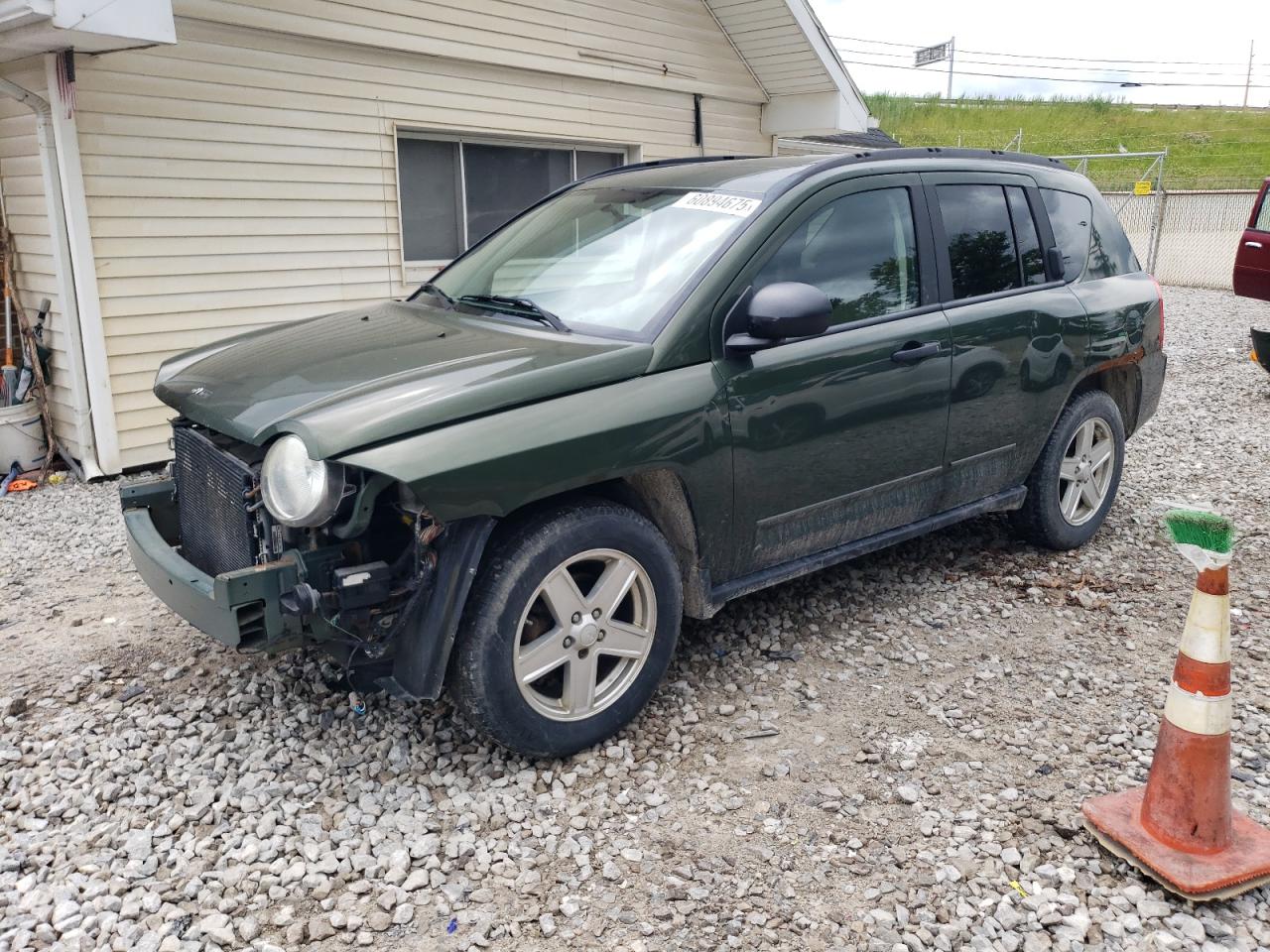 2009 Jeep Compass Sport იყიდება Northfield-ში, OH - Front End