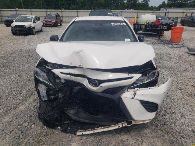  TOYOTA CAMRY 2018 Білий