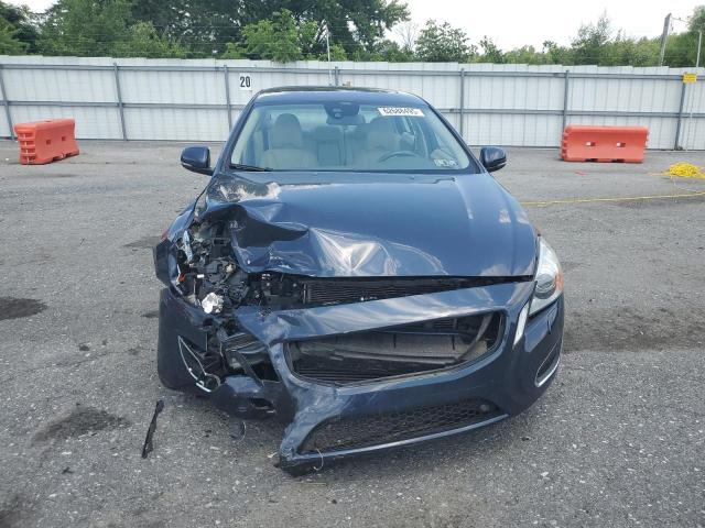 Sedans VOLVO S60 2013 Granatowy