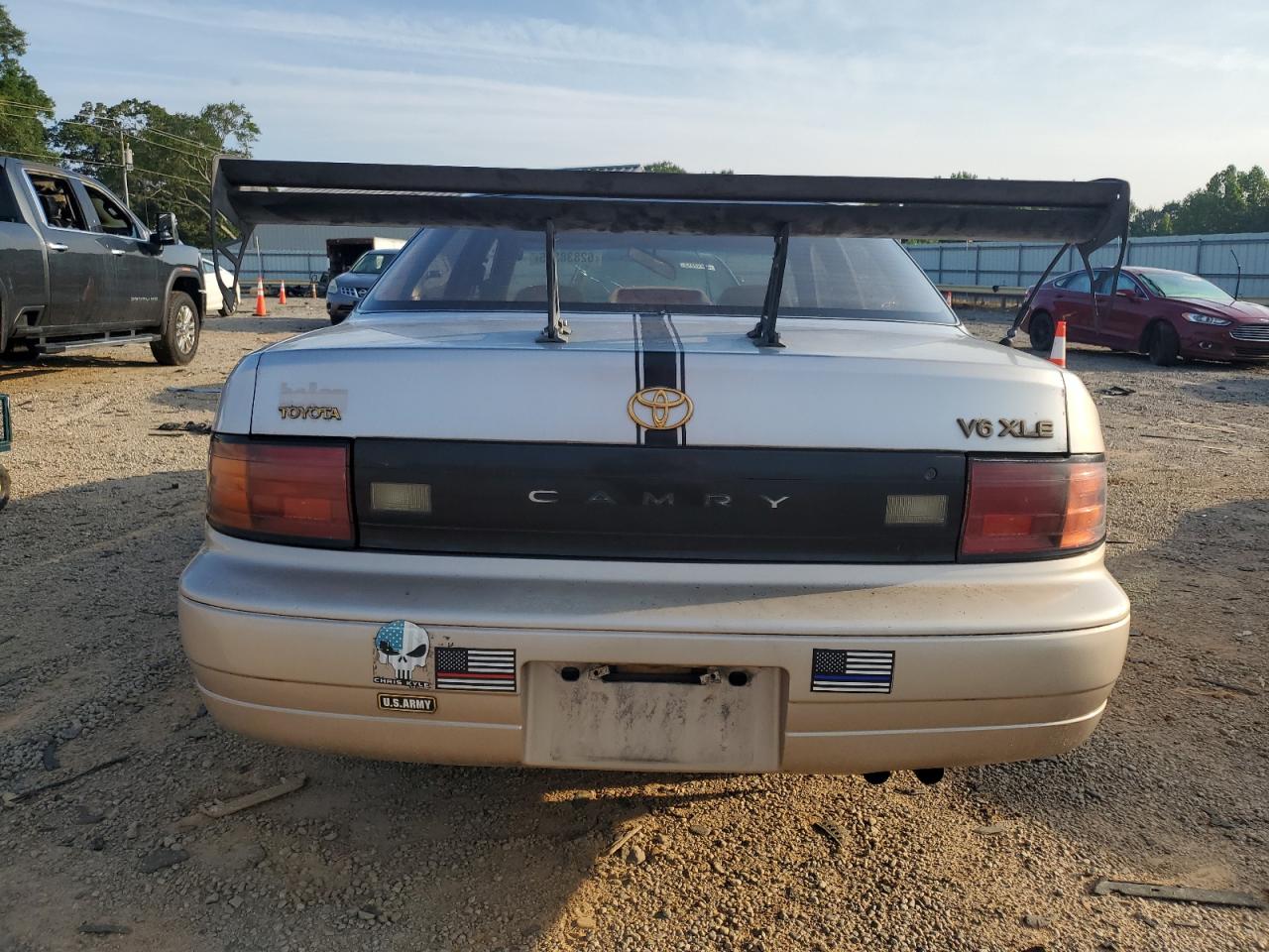 1994 Toyota Camry Xle VIN: 4T1GK13E6RU047668 Lot: 62838305