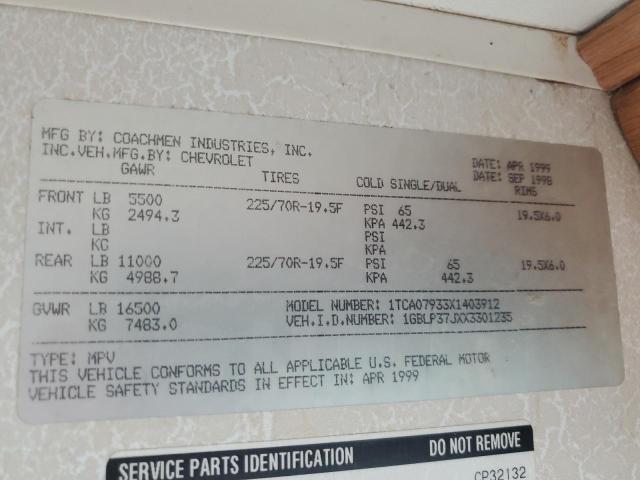 1999 CHEVROLET P30   