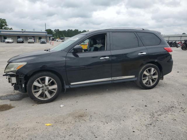  NISSAN PATHFINDER 2016 Чорний