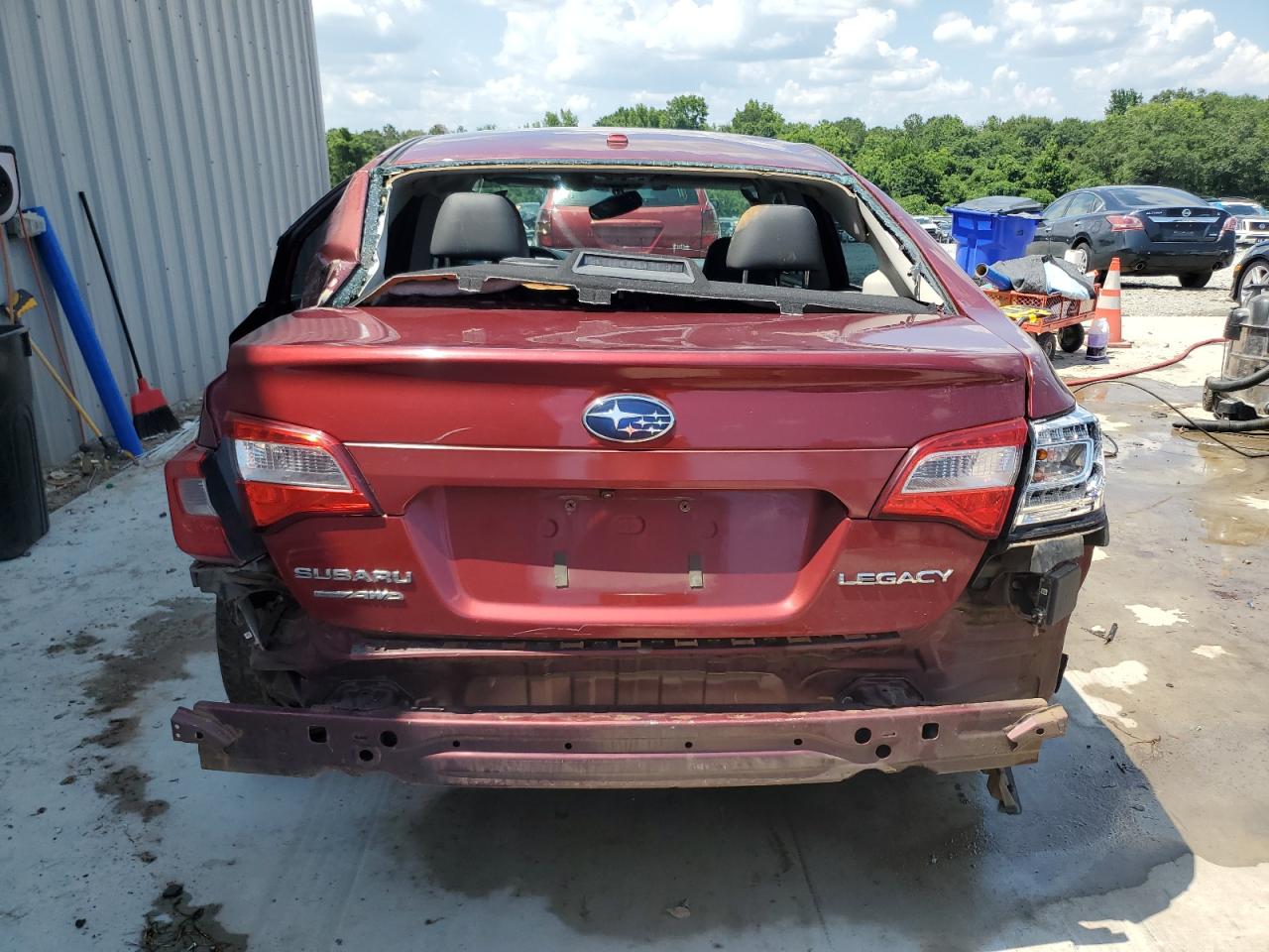 2015 Subaru Legacy 2.5I Limited VIN: 4S3BNBN67F3049335 Lot: 61843425