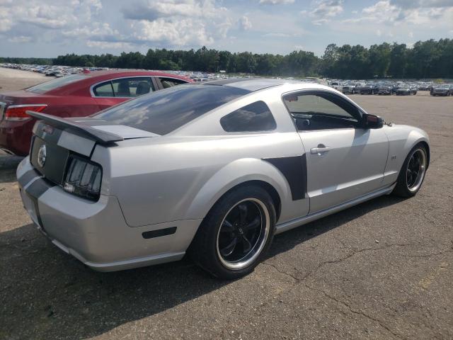 2005 FORD MUSTANG GT  