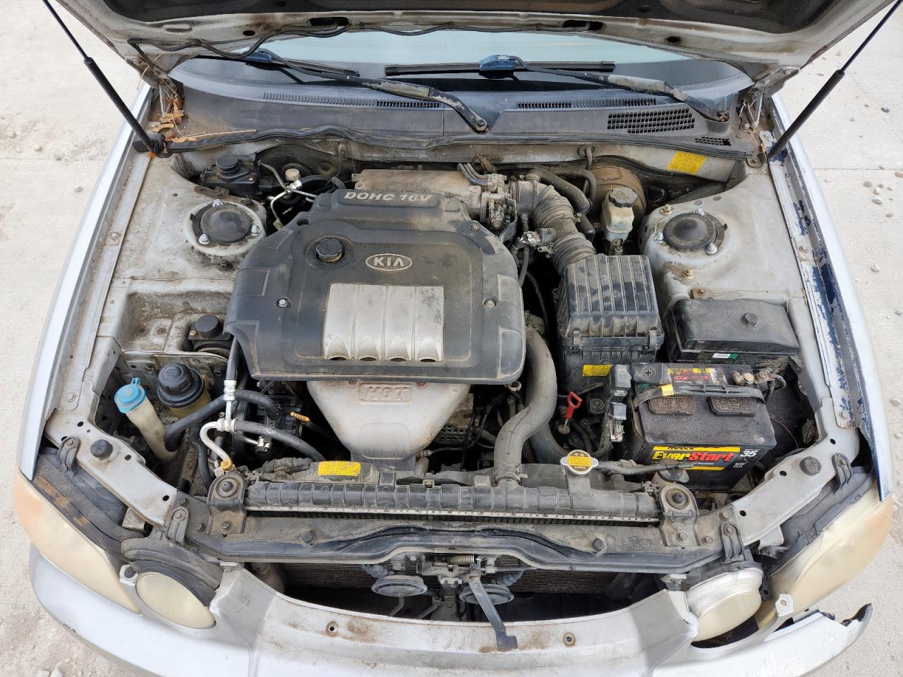 2004 Kia Optima Lx VIN: KNAGD126X45330289 Lot: 60424745
