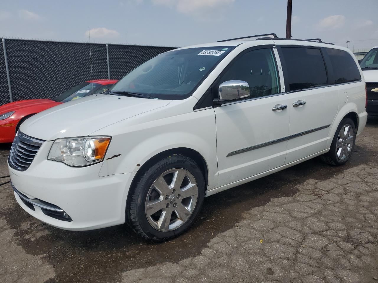 Woodhaven, MI에서 판매 중인 2015 Chrysler Town & Country Touring L - Normal Wear