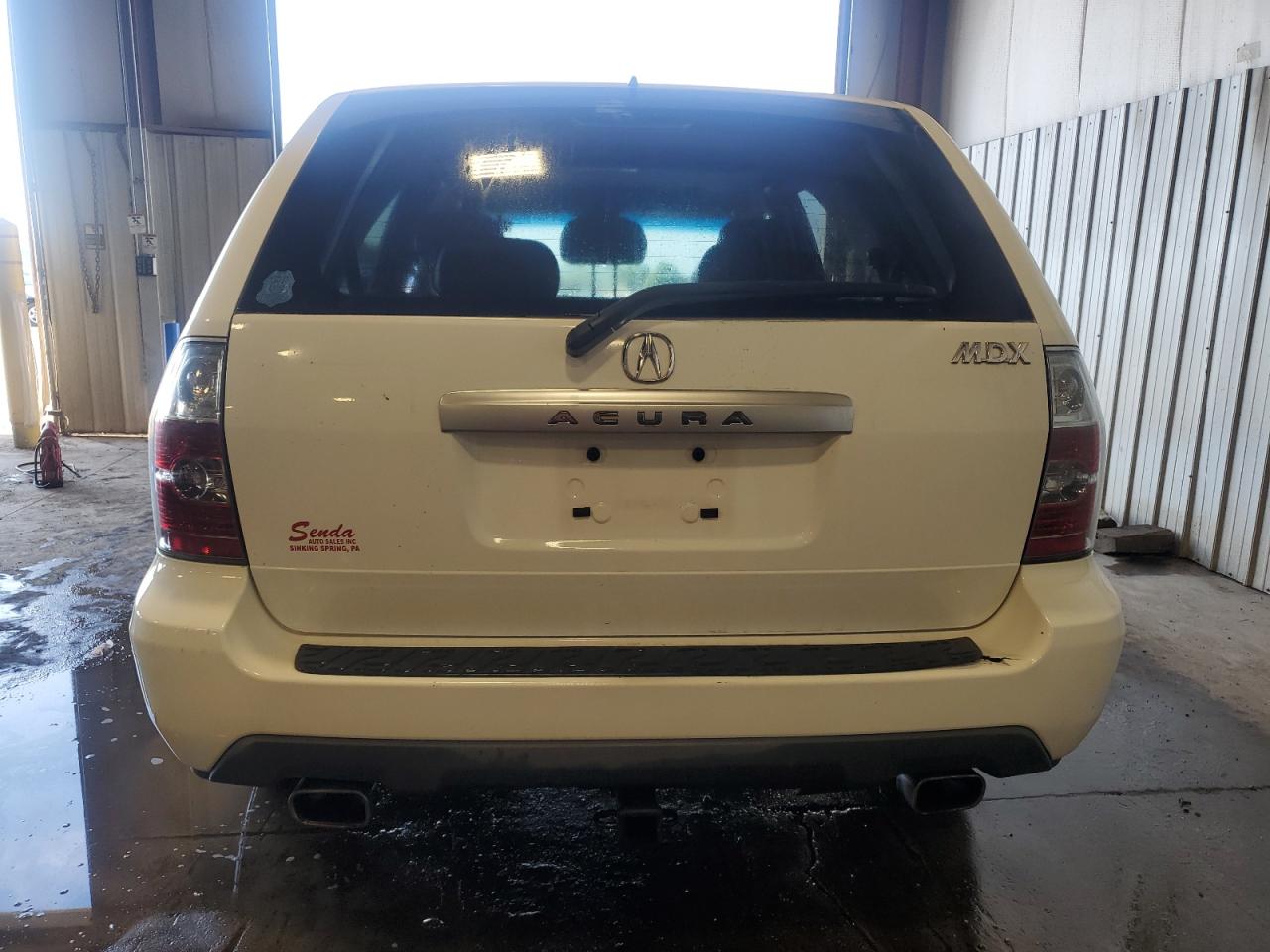 2005 Acura Mdx Touring VIN: 2HNYD18665H526183 Lot: 62551305