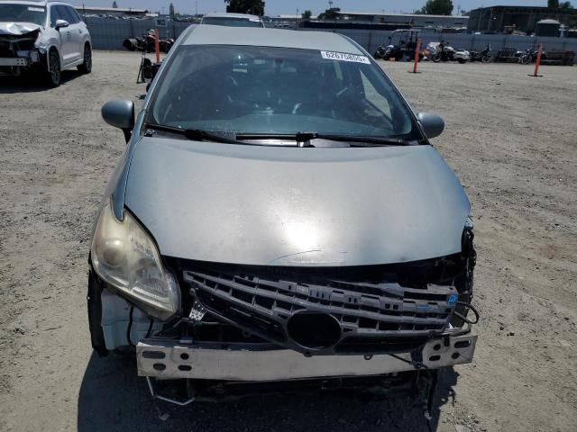  TOYOTA PRIUS 2013 Зеленый
