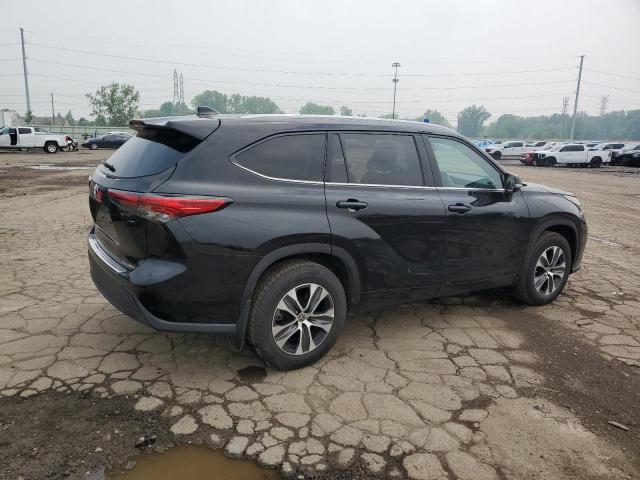  TOYOTA HIGHLANDER 2022 Чорний