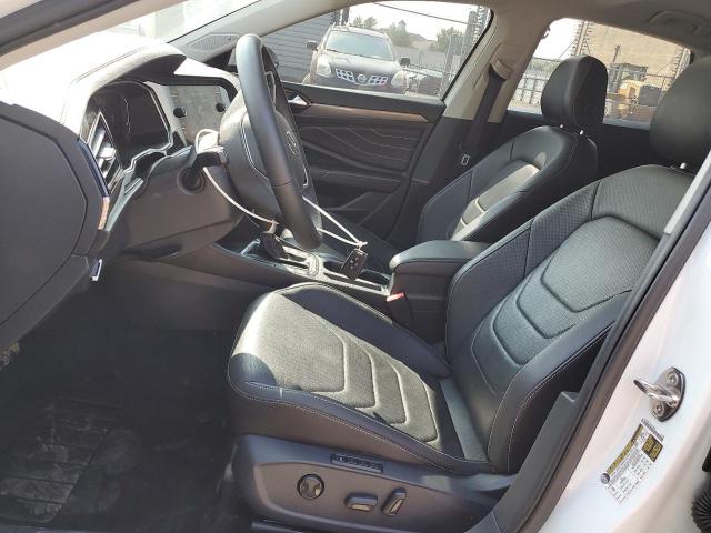  VOLKSWAGEN JETTA 2022 Белый