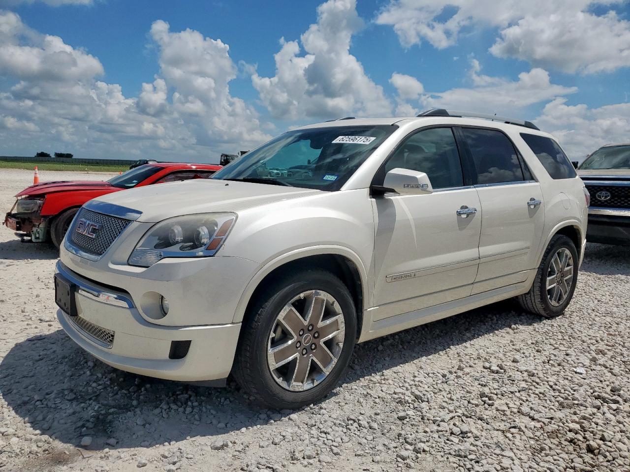 GMC ACADIA DEN 2011 VIN 1GKKRTED7BJ355972