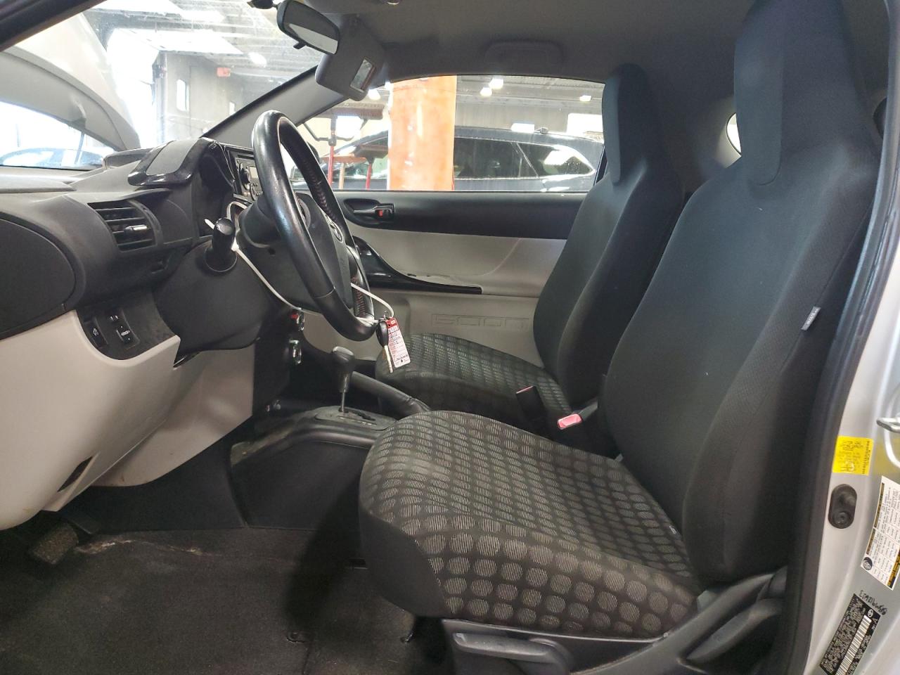 TOYOTA SCION 2012 VIN JTNJJXB05CJ011304 photo 7