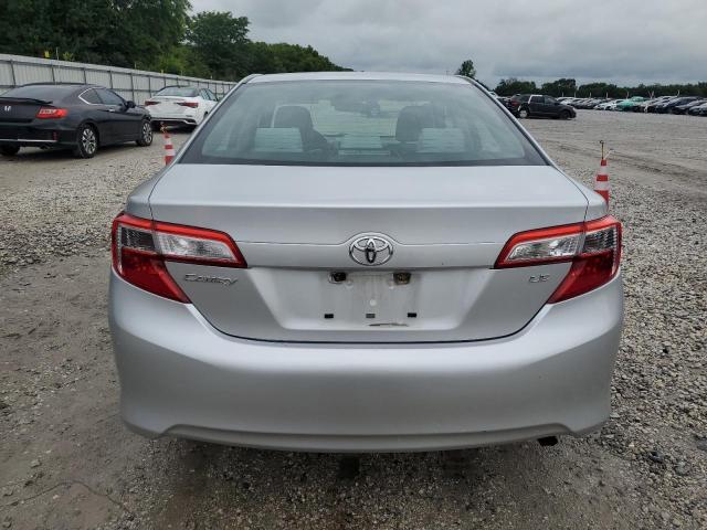  TOYOTA CAMRY 2012 Серебристый
