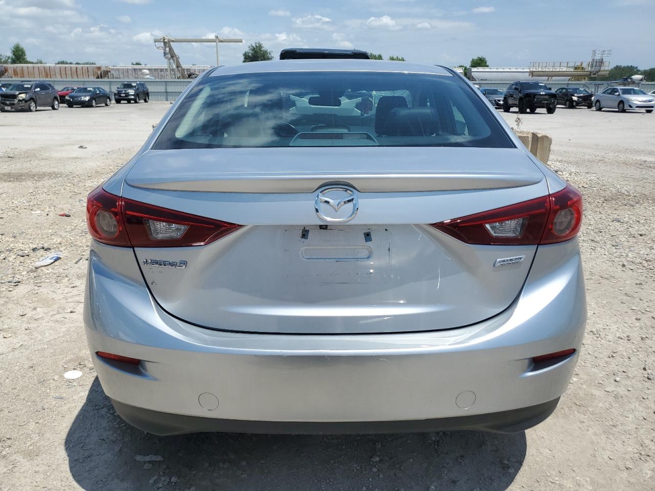 2018 Mazda 3 Touring VIN: 3MZBN1V38JM206858 Lot: 62705585