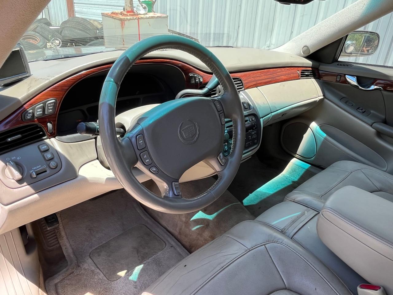 2004 Cadillac Deville VIN: 1G6KD54YX4U142691 Lot: 63275095