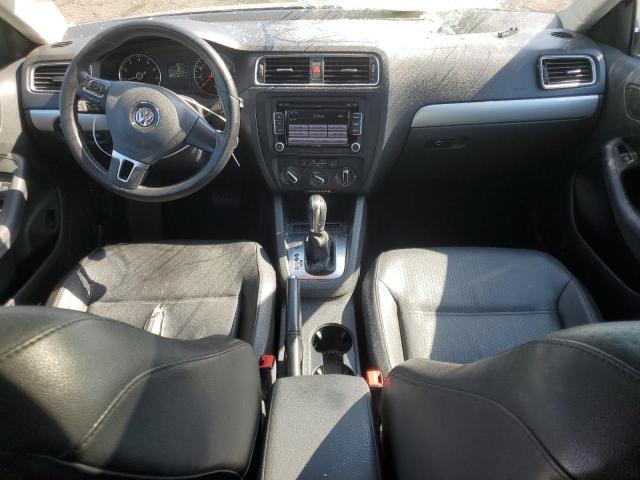  VOLKSWAGEN JETTA 2013 Серебристый