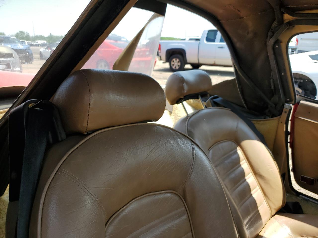 1982 Alfa Romeo Veloce 2000 Spider VIN: ZARBA541XC1014224 Lot: 58939635