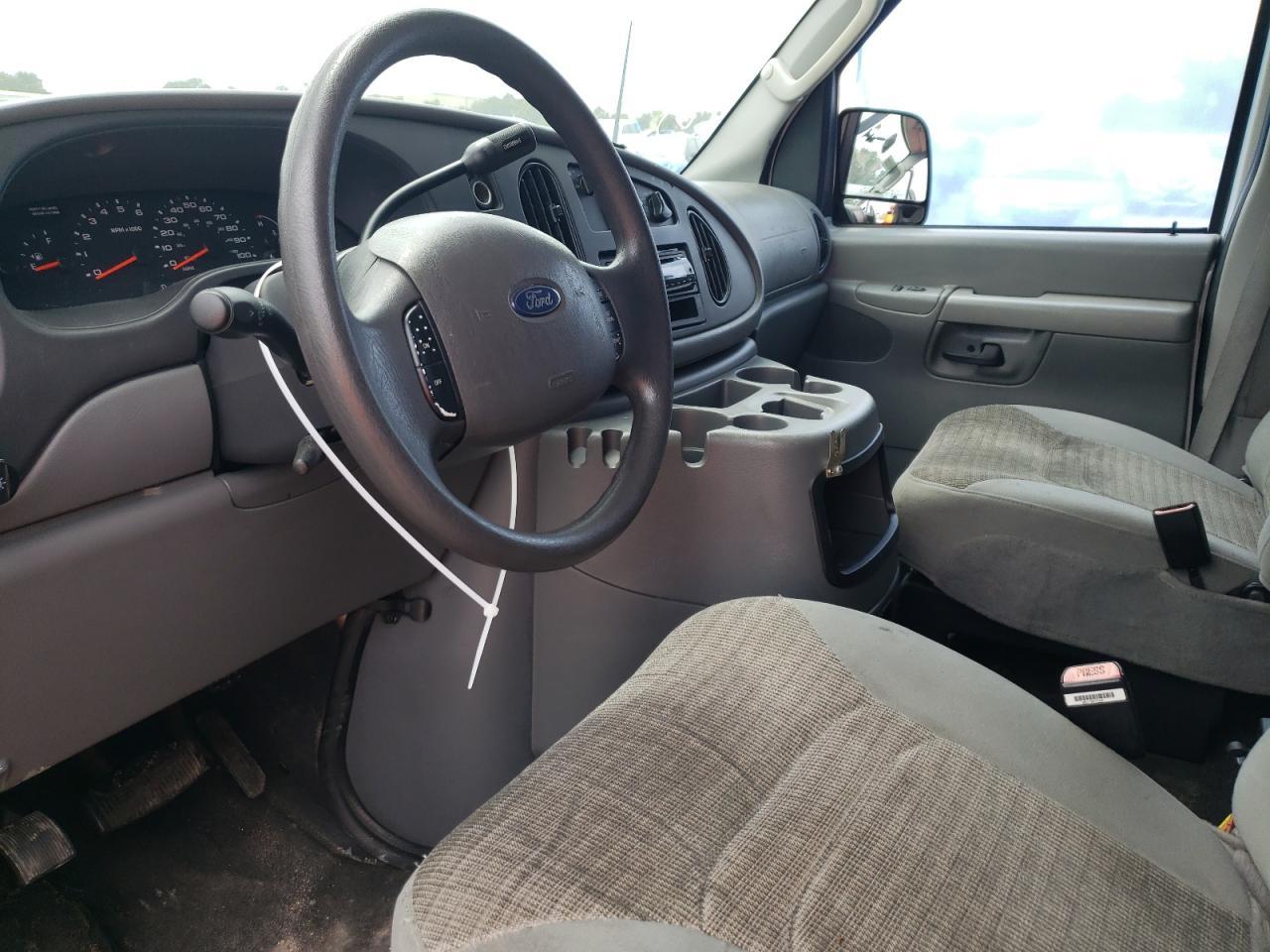 2004 Ford Econoline E350 Super Duty Van VIN: 1FTSS34S74HB25231 Lot: 60015655