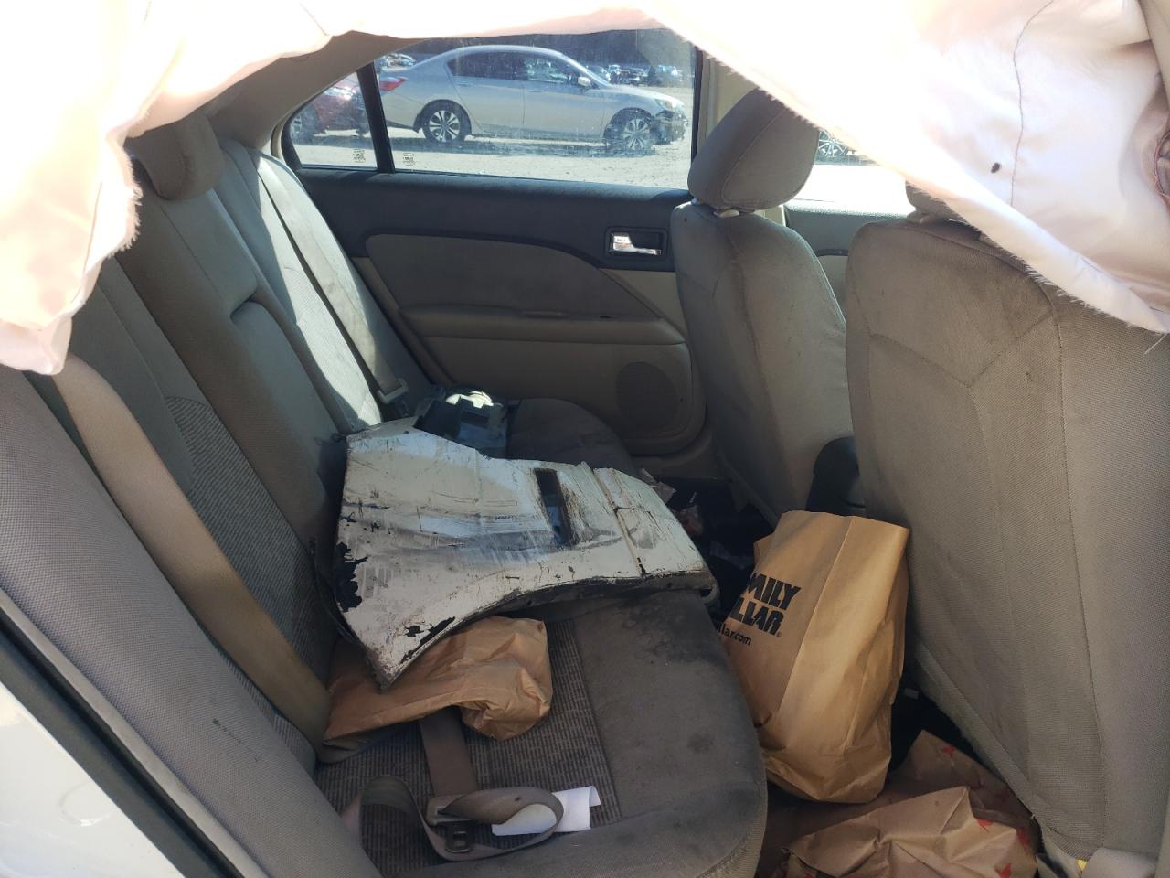 2011 Ford Fusion S VIN: 3FAHP0GA0BR260212 Lot: 61933865