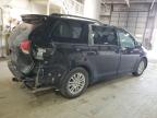 2013 Toyota Sienna Xle للبيع في Des Moines، IA - Rear End