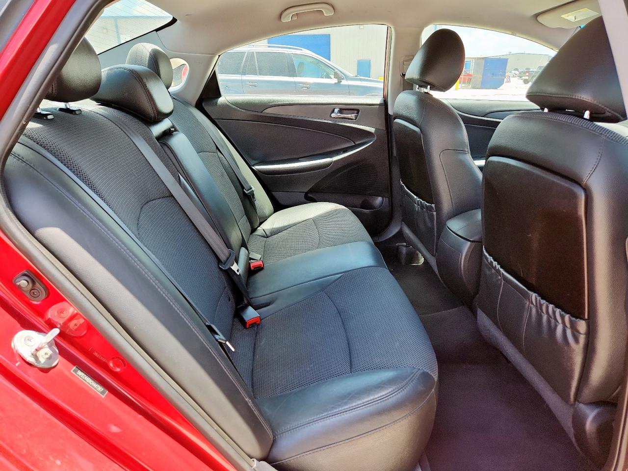 2012 Hyundai Sonata Se VIN: 5NPEC4ABXCH447267 Lot: 62556375