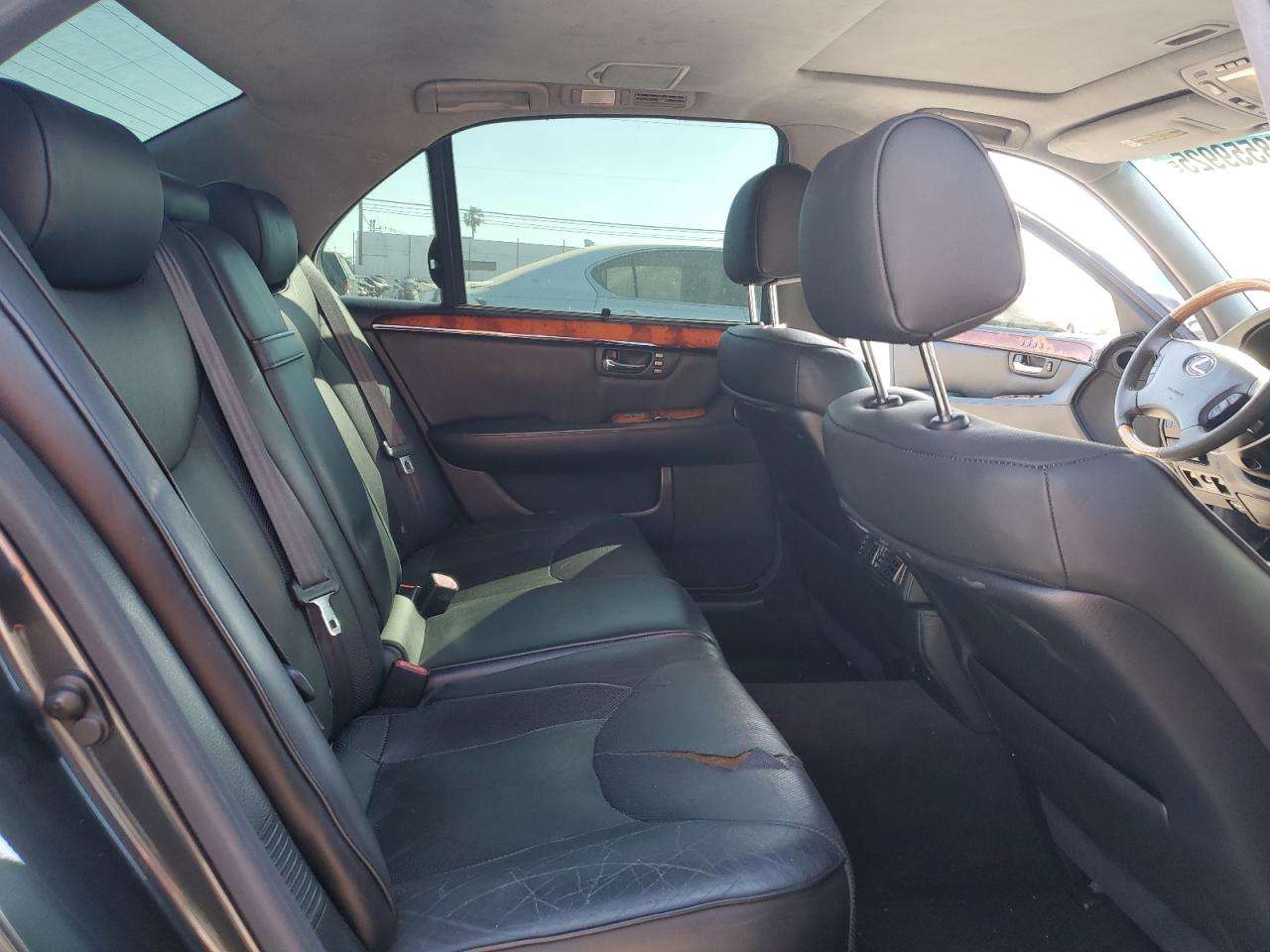 2004 Lexus Ls 430 VIN: JTHBN36F440136823 Lot: 58559925